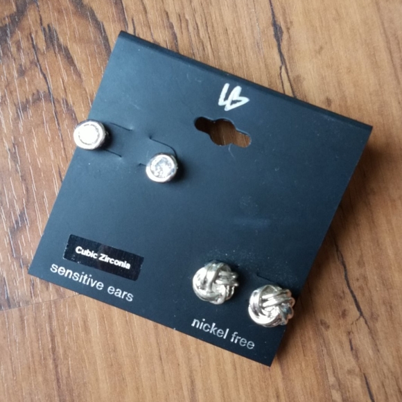 Lane Bryant Jewelry - 💕 SOLD! NEW Lane Bryant Cubic Zirconia Earrings